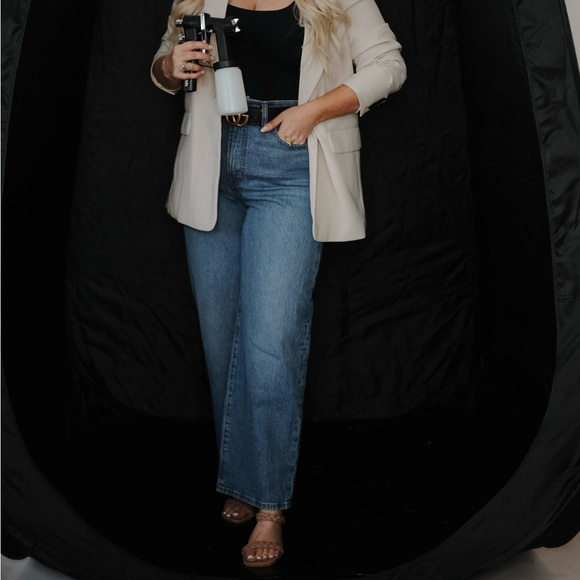 Madewell Denim - The Perfect Vintage Wide-Leg Jean